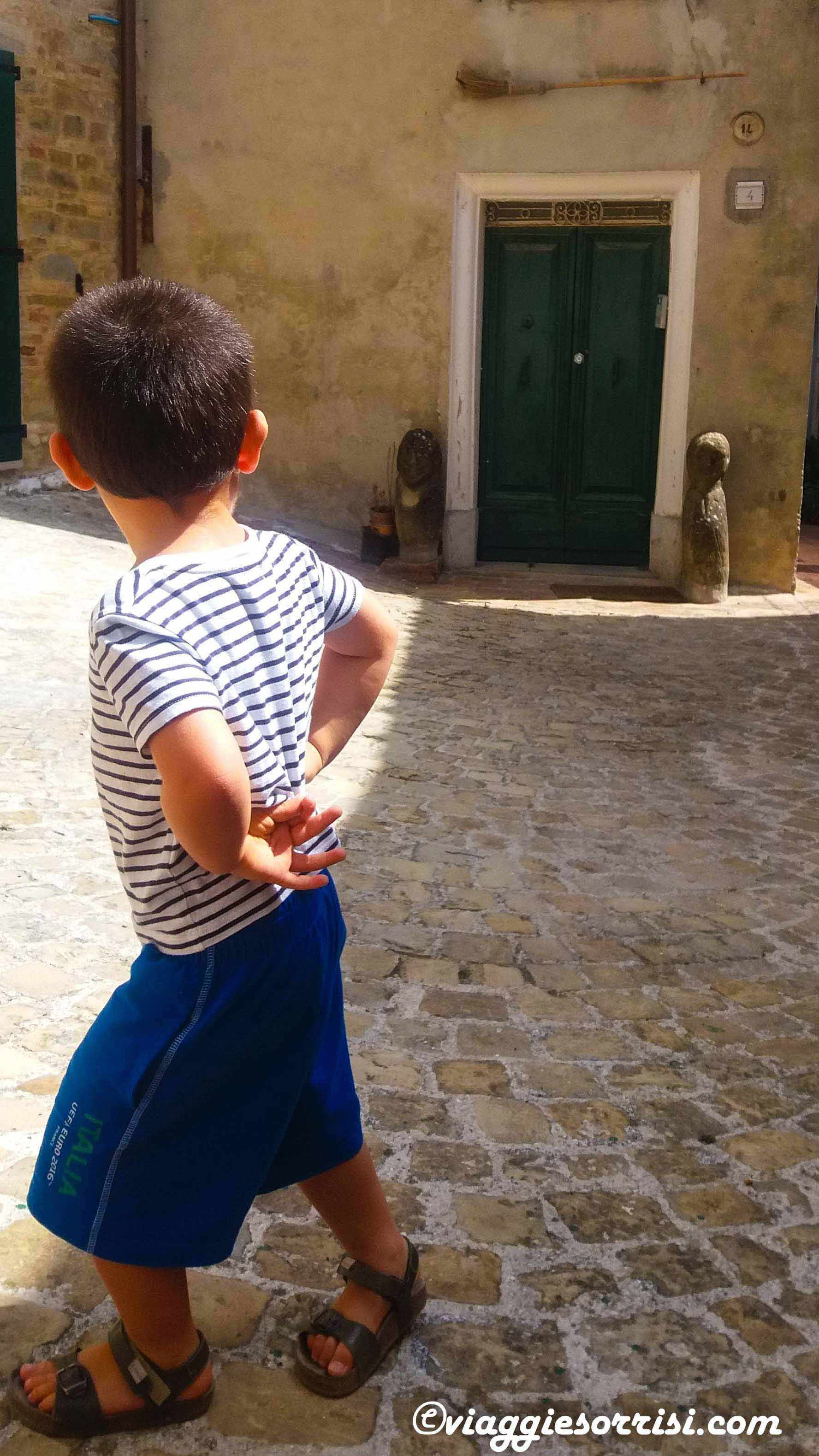 la casa della befana poggio san marcello