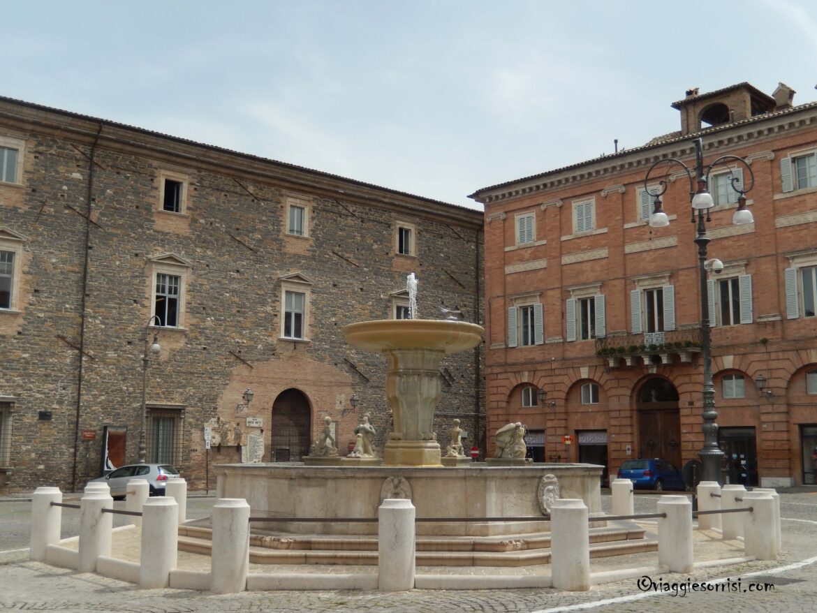 Matelica piazza
