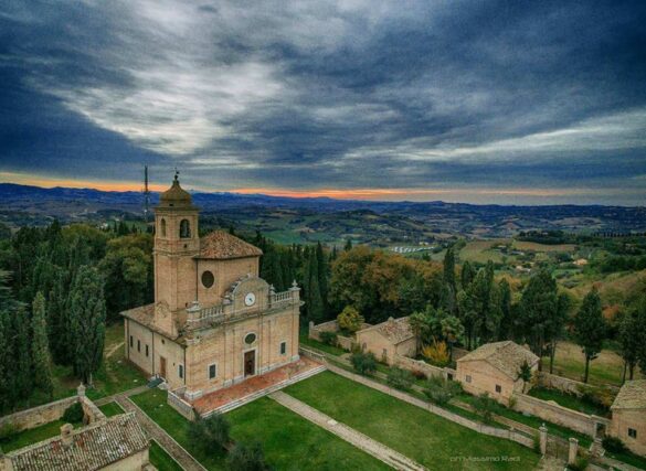 eremo di monte giove a fano