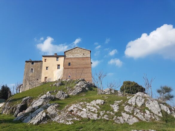 castello di precicchie fabriano ancona