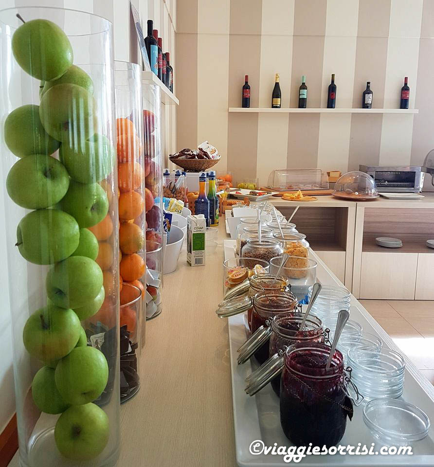 colazione hotel agostini bellaria