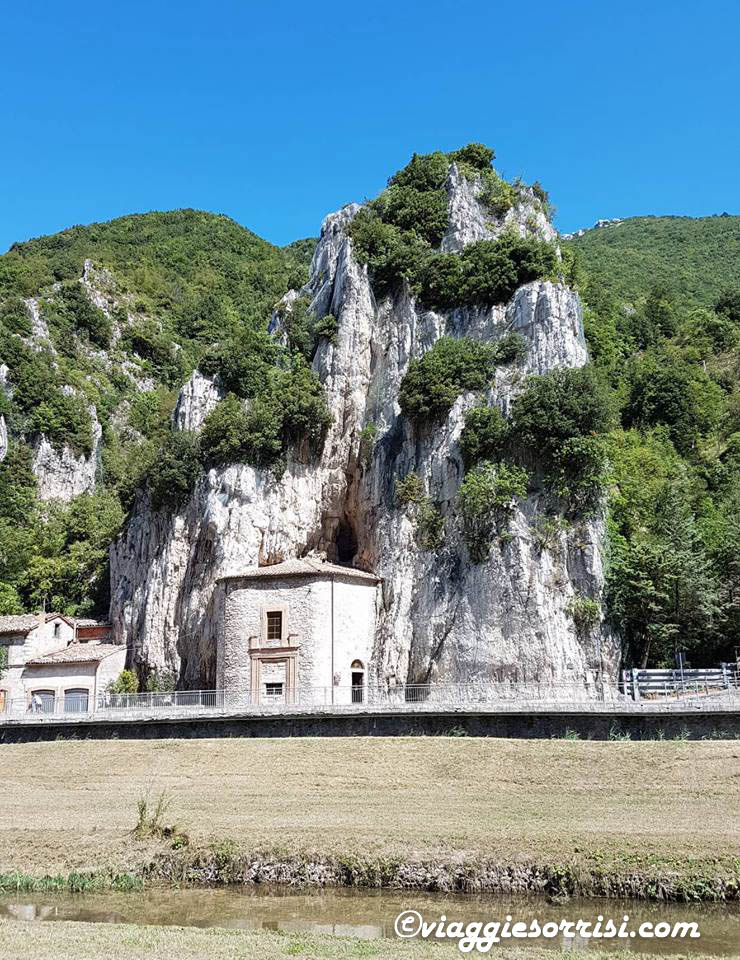 chiesa madonna della grotta pioraco