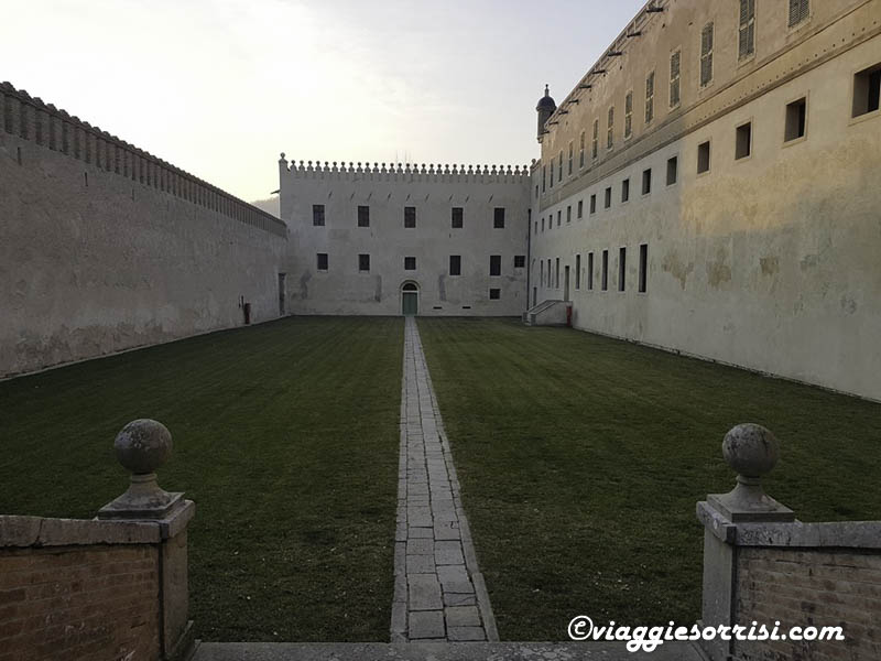 castello catajo interno