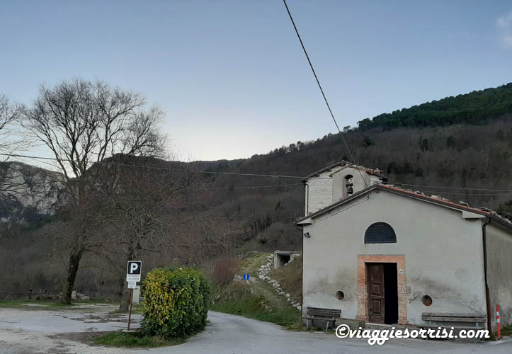 chiesetta sentiero pierosara