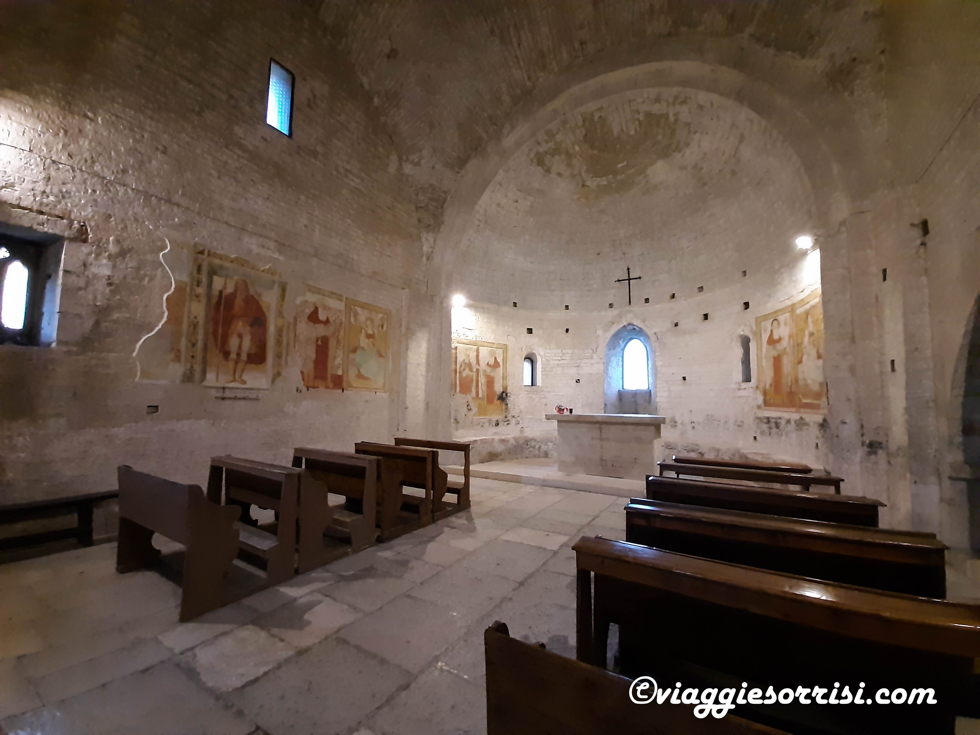 abbazia s vincenzo furlo