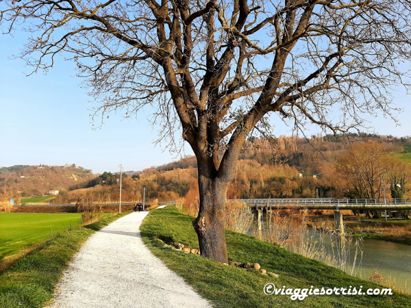 angeli di rosora la ciclopedonale