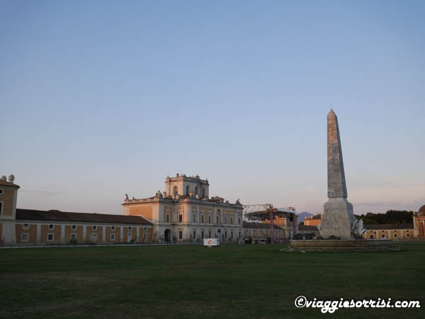 reggia di carditello esterno
