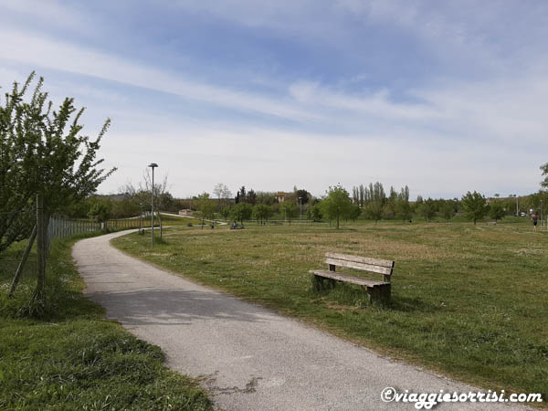 aree sosta ciclabile jesi