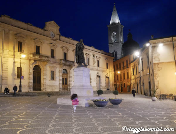 piazza ovidio sulmona