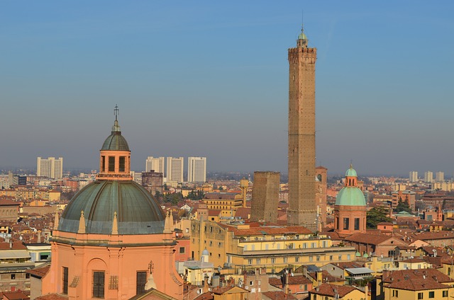 torri a bologna