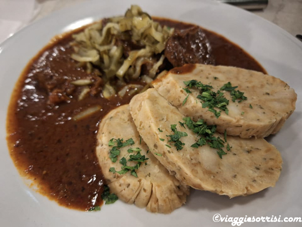 gulash vienna