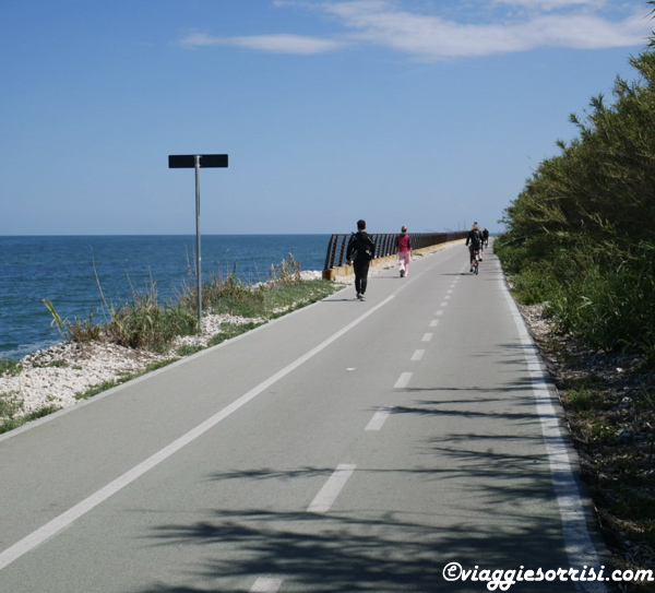 via verde dei trabocchi a piedi